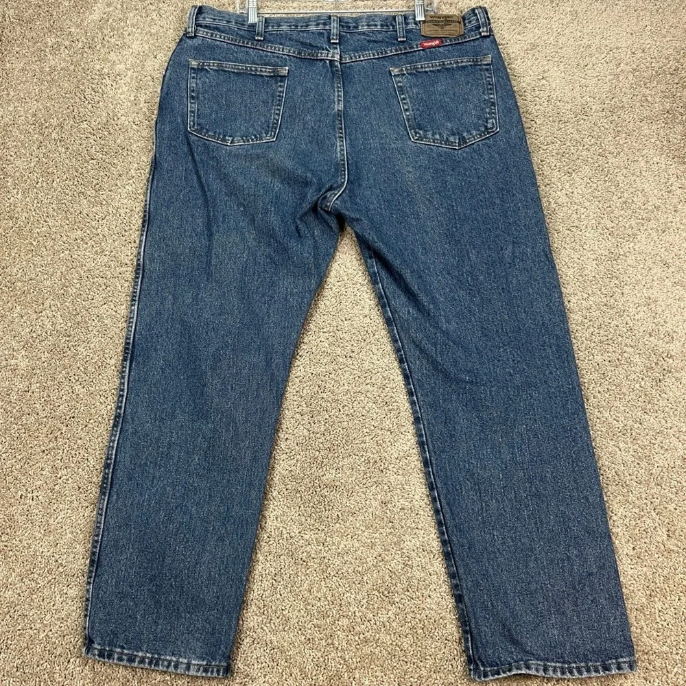 Wrangler Men's Blue Denim‎ Jeans 42x30 Regular Fit Classic Casual Comfort